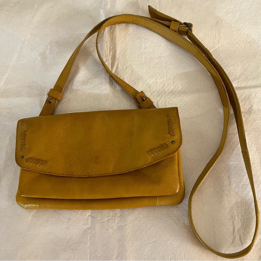 Lucky Brand Crossbody Tan Leather Mini Minimalist Travel Boho Classic